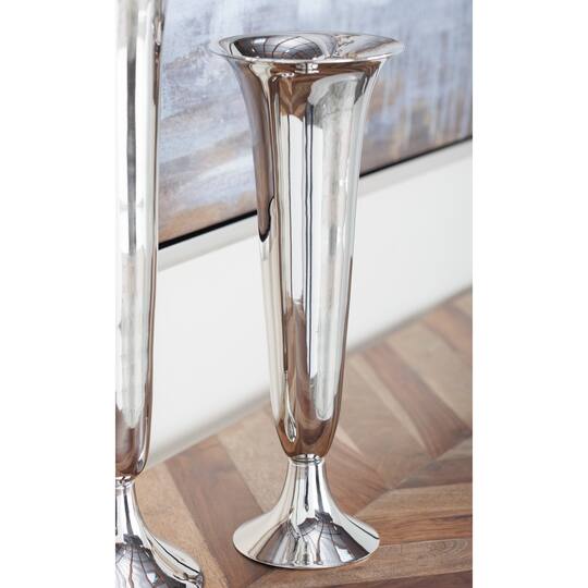 14" Silver Aluminum Traditional Vase
